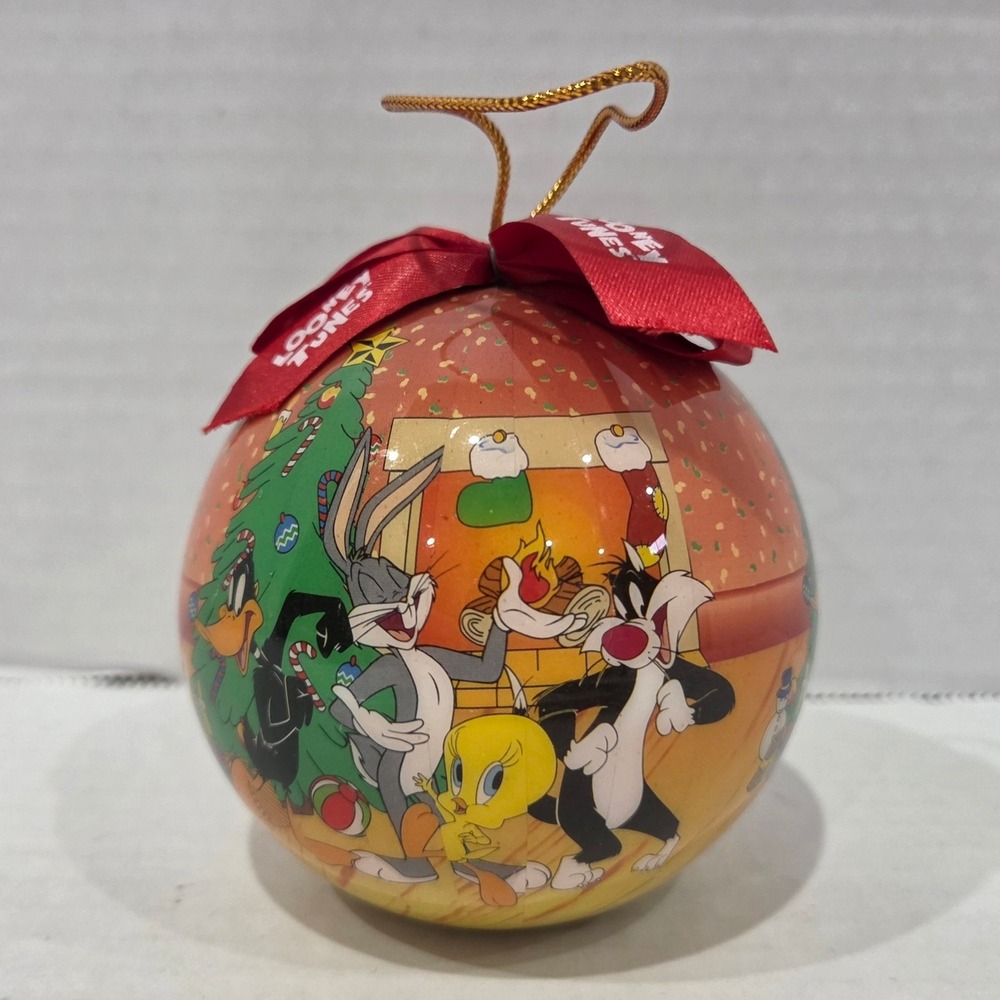 Vintage 1995 Looney Tunes Christmas Ball Ornament Matrix Bugs Tweety Sylvester